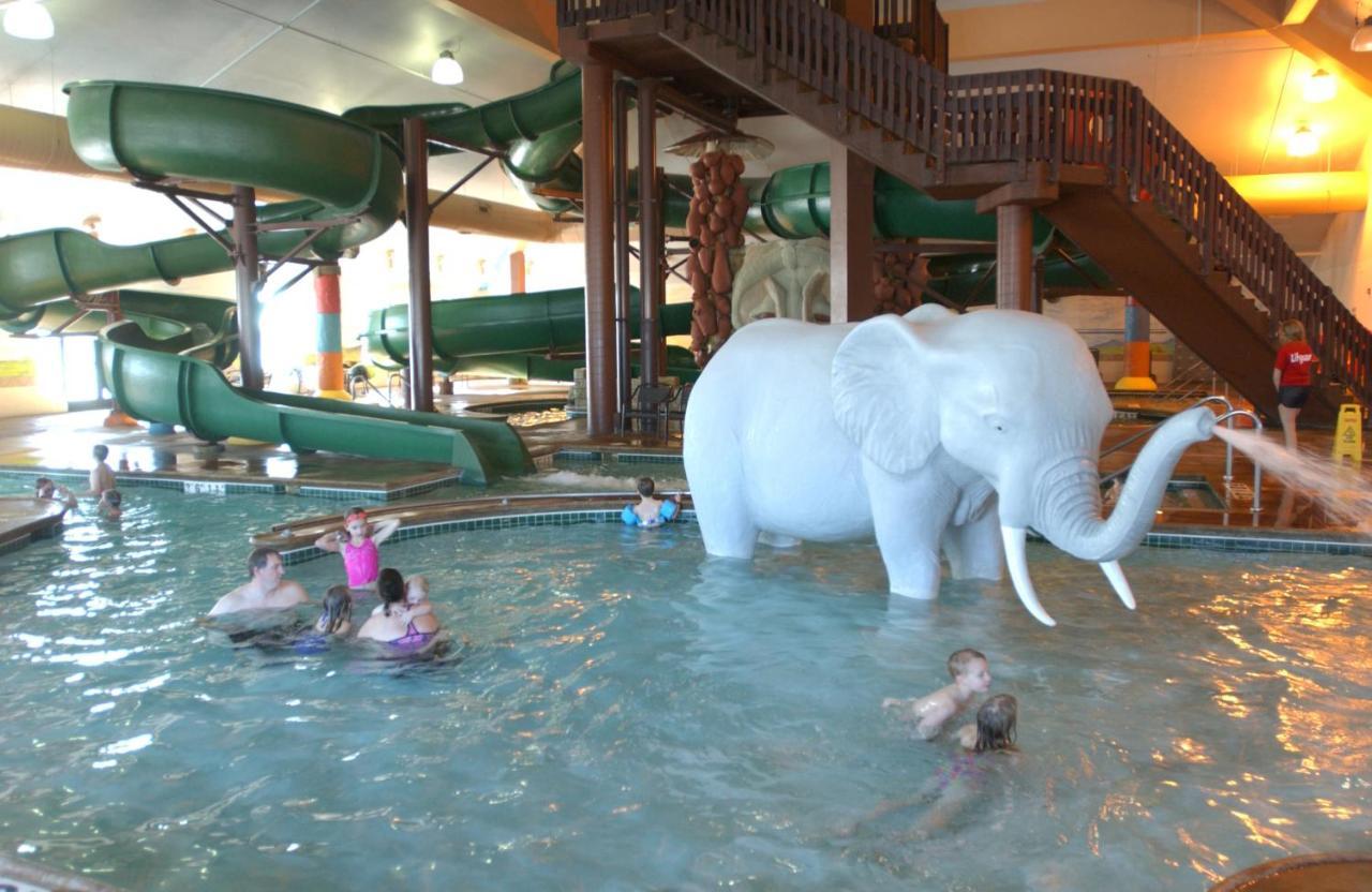 Holiday Inn Hotel & Suites Owatonna Kültér fotó
